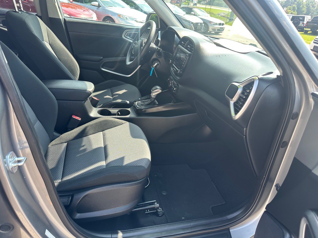 2023 Kia Soul Image 22