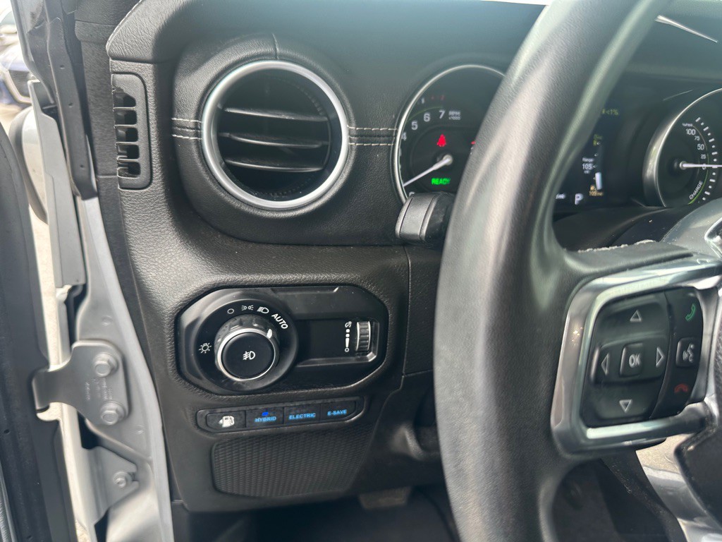 2023 Jeep Wrangler Image 13