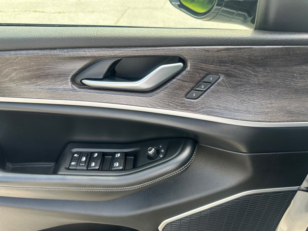 2022 Jeep Grand Cherokee Image 12