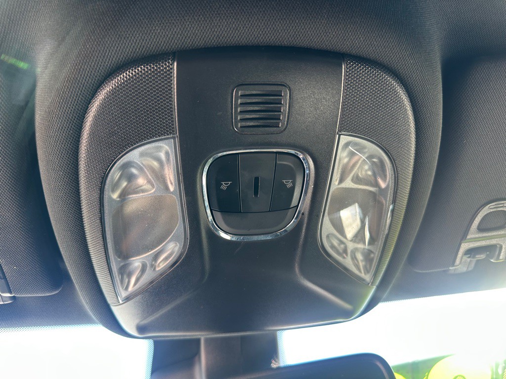 2023 Jeep Compass Image 19