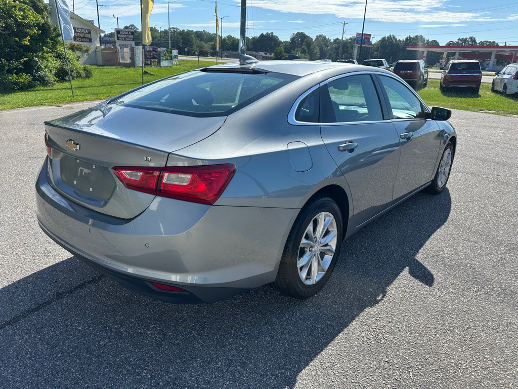 2024 Chevrolet Malibu Image 5