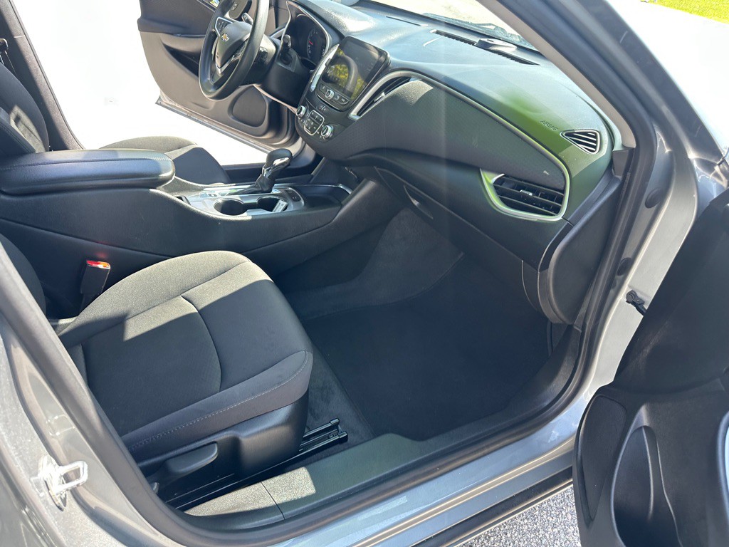 2024 Chevrolet Malibu Image 24