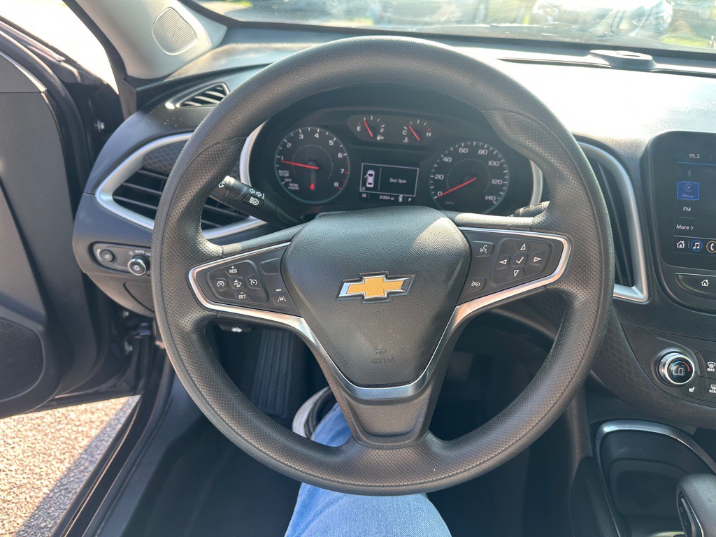 2024 Chevrolet Malibu Image 17