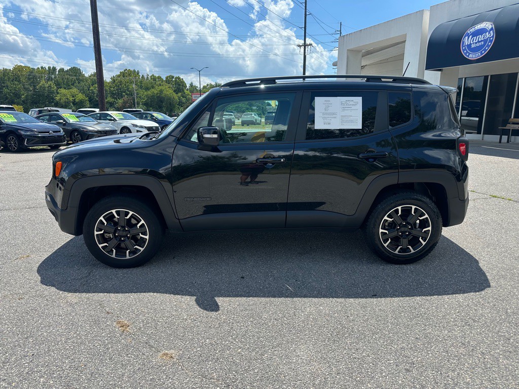 2023 Jeep Renegade Image 2