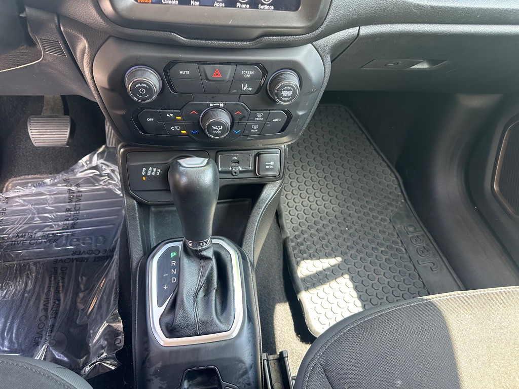 2023 Jeep Renegade Image 14