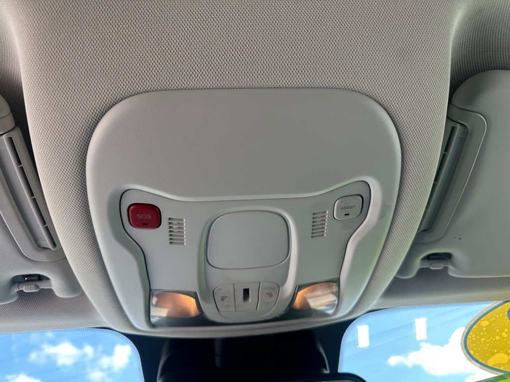 2023 Jeep Renegade Image 20