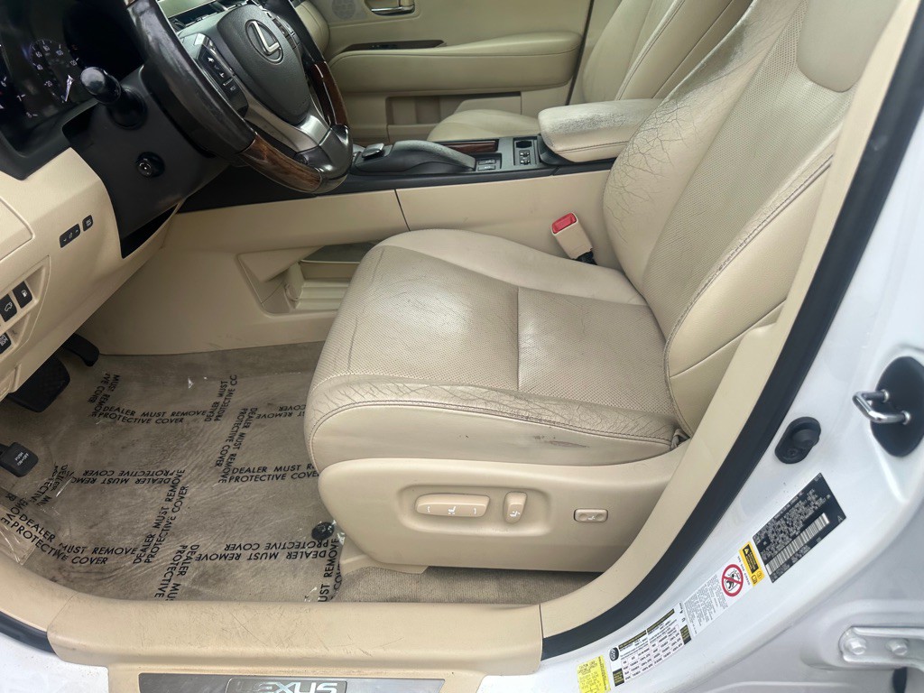 2013 Lexus RX Image 11