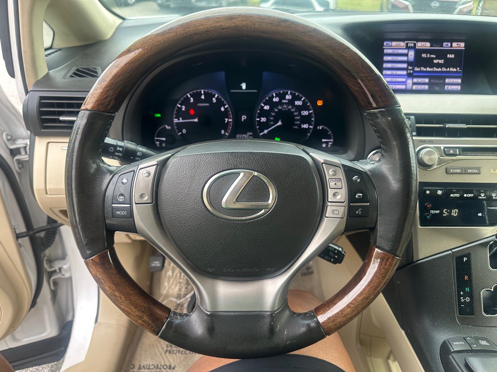 2013 Lexus RX Image 17