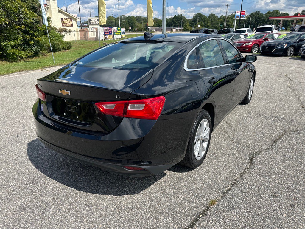 2025 Chevrolet Malibu Image 5
