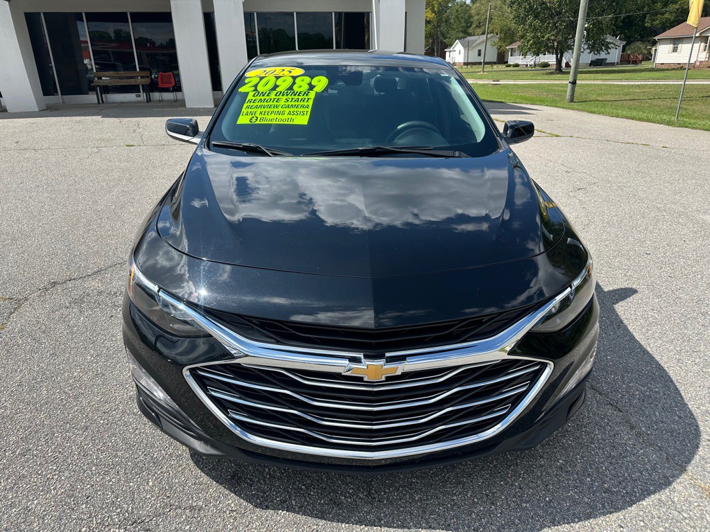 2025 Chevrolet Malibu Image 8