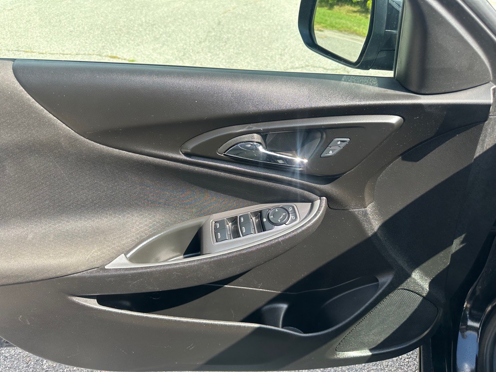 2025 Chevrolet Malibu Image 11