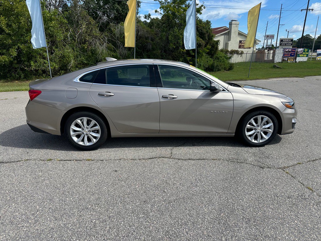 2025 Chevrolet Malibu Image 6