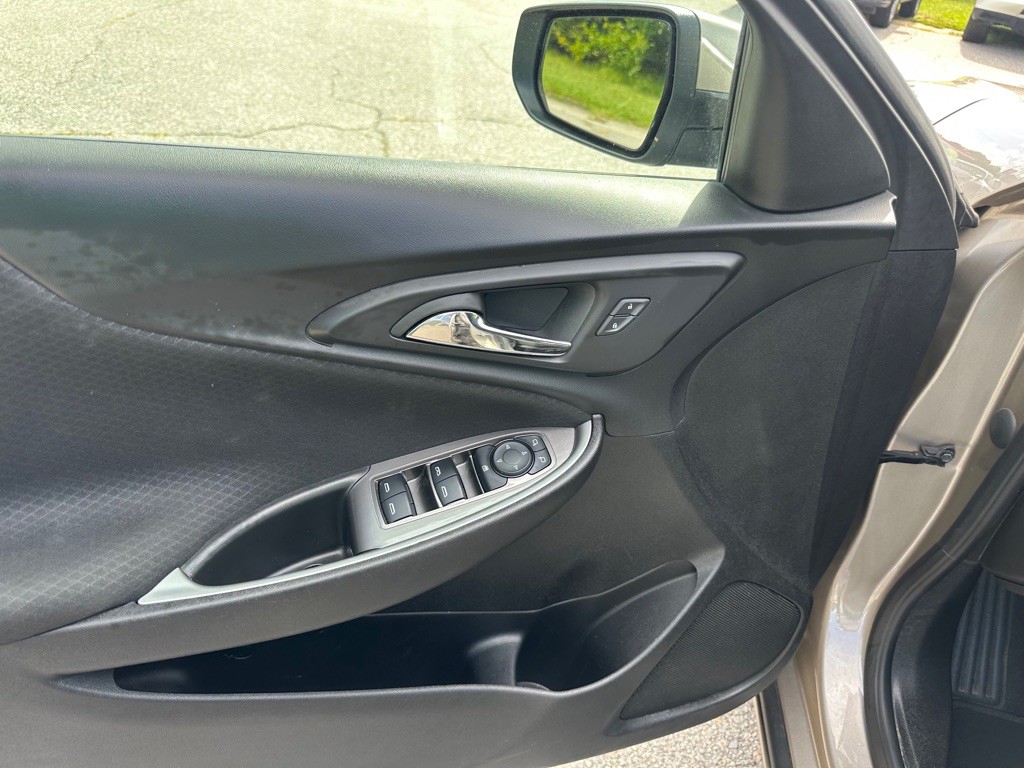 2025 Chevrolet Malibu Image 12