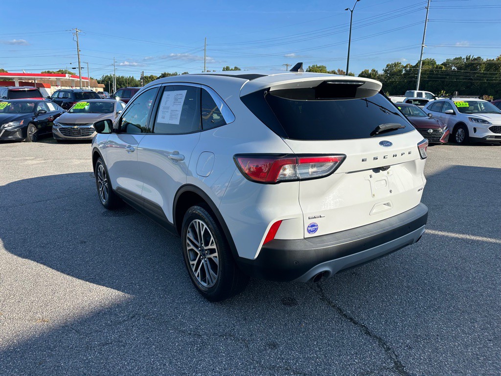 2022 Ford Escape Image 3