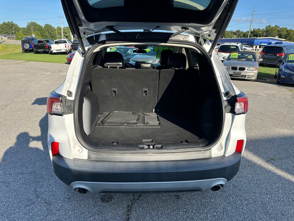 2022 Ford Escape Image 10