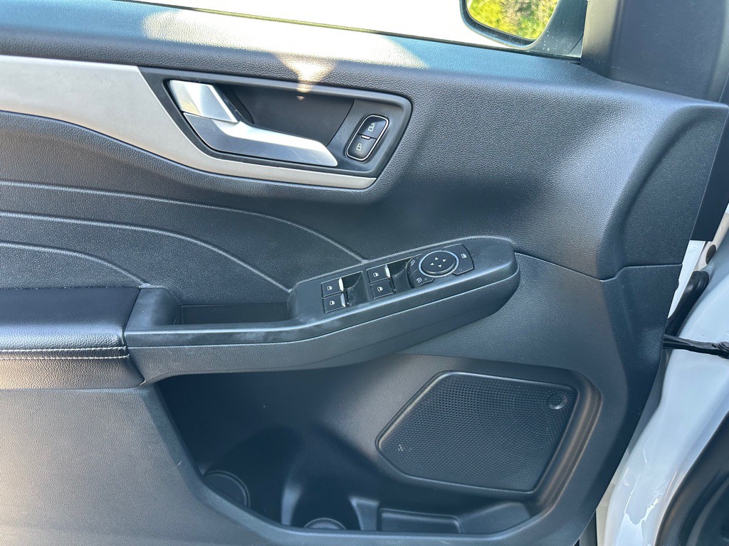 2022 Ford Escape Image 13