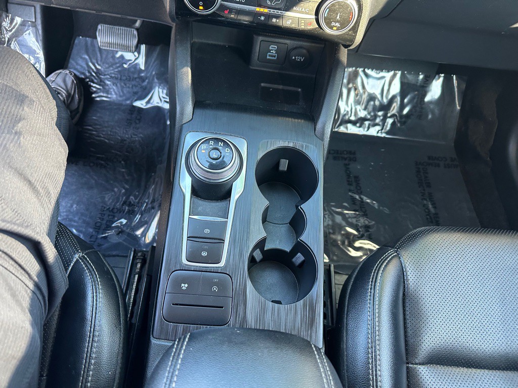 2022 Ford Escape Image 15