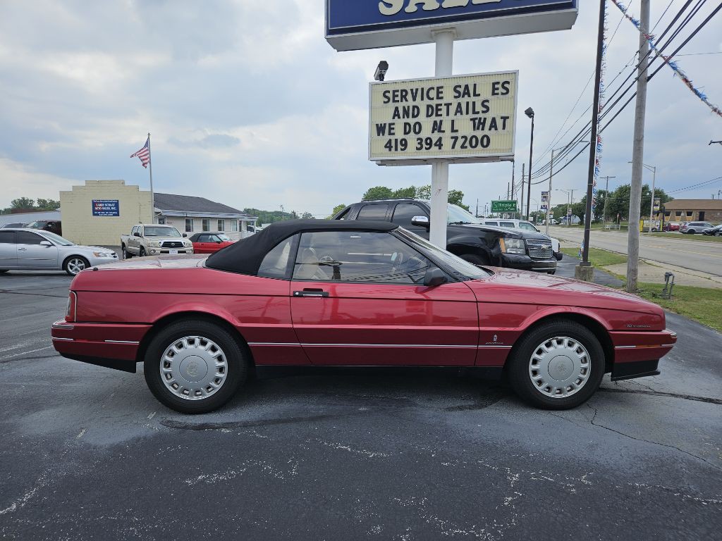 1993 Cadillac Allante Image 2