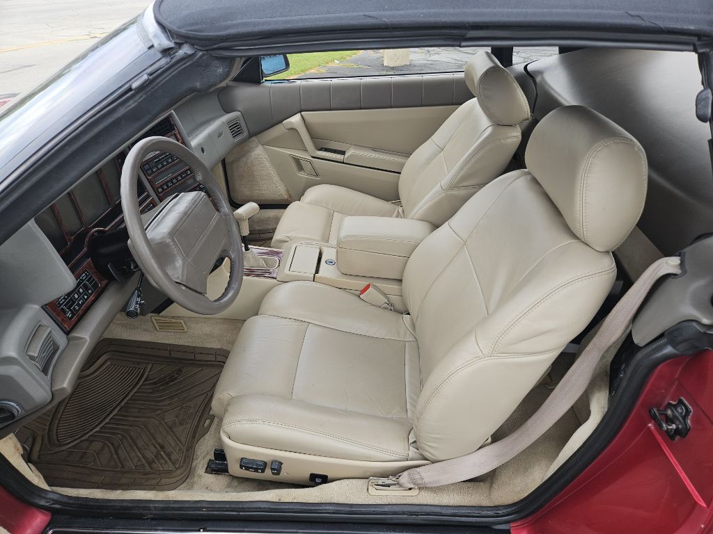 1993 Cadillac Allante Image 9