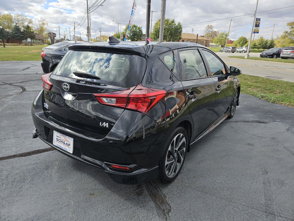 2016 Toyota Corolla Image 5