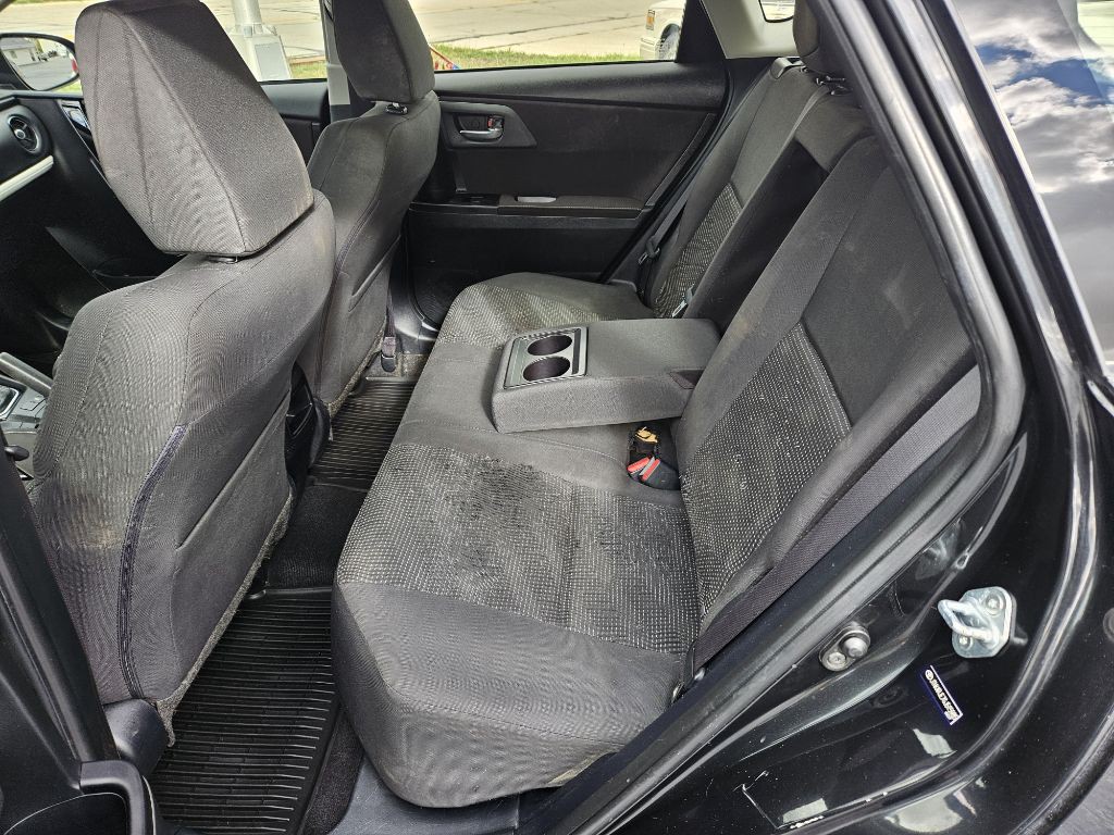 2016 Toyota Corolla Image 10