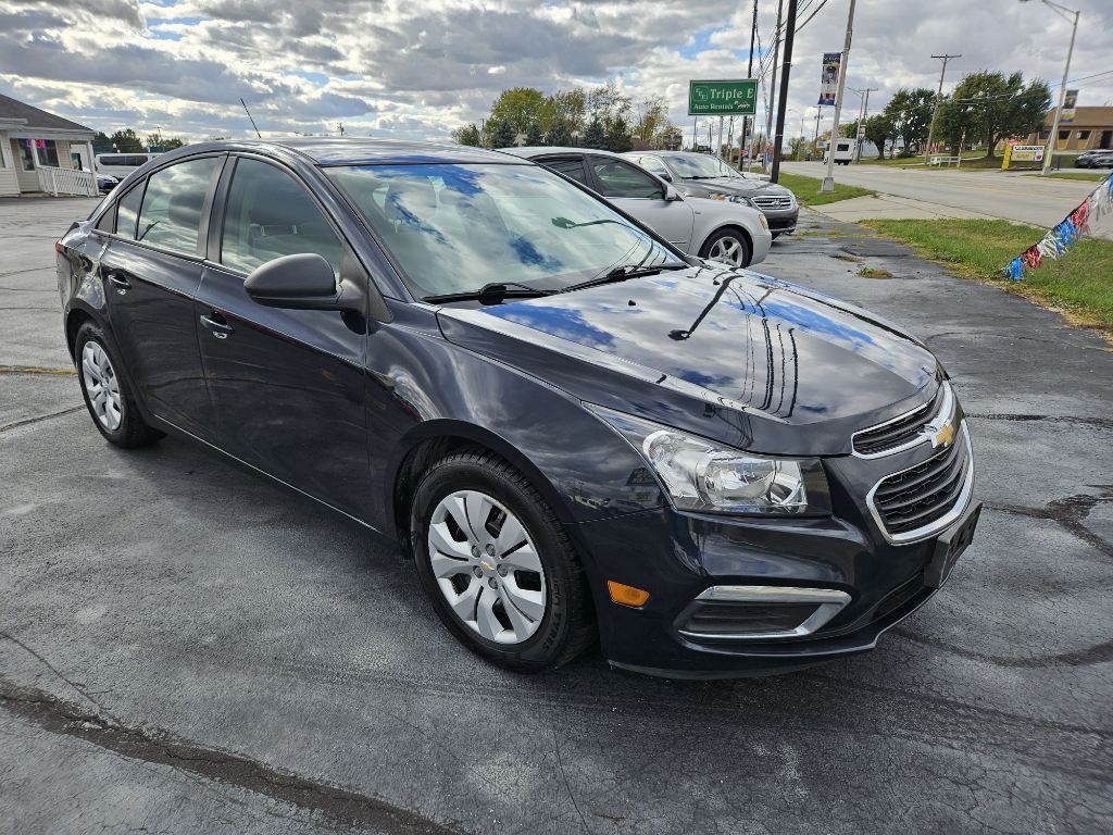 2015 Chevrolet Cruze Image 3