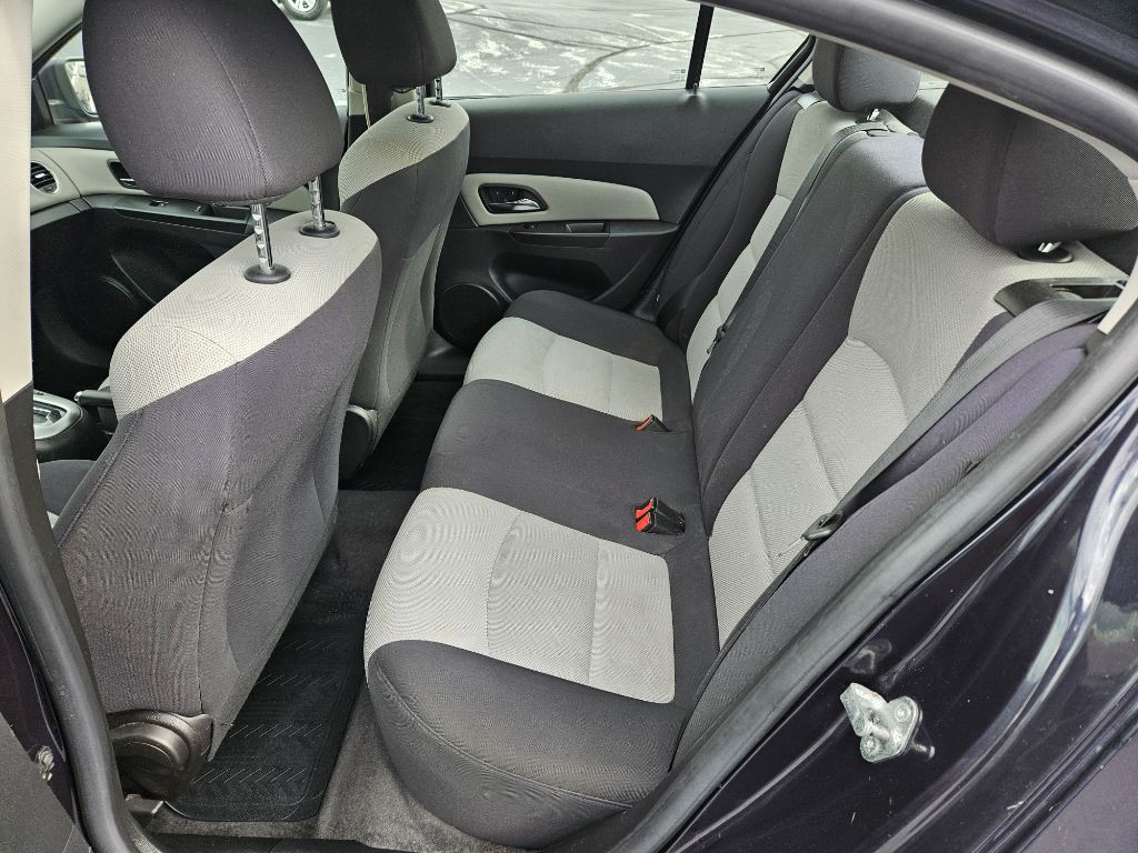 2015 Chevrolet Cruze Image 10
