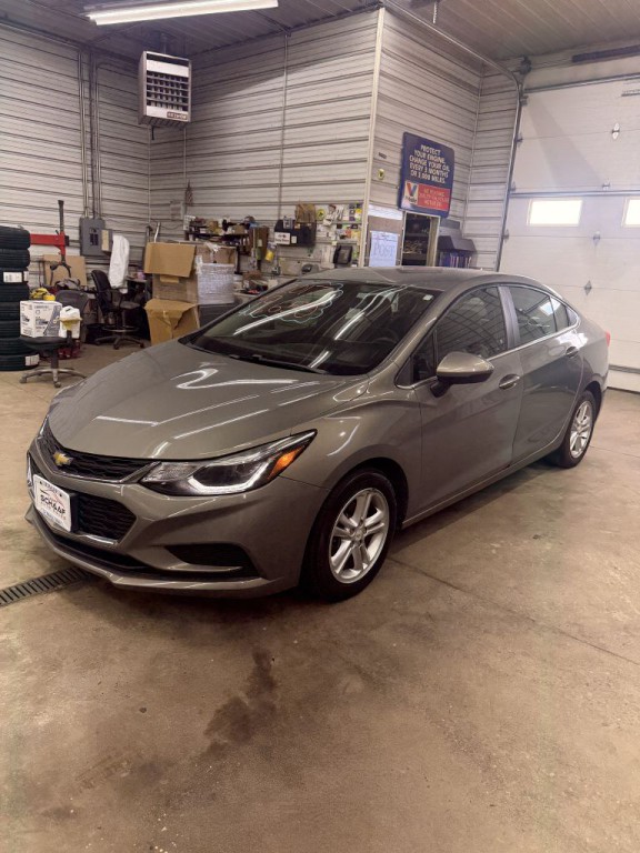 2017 Chevrolet Cruze Image 5