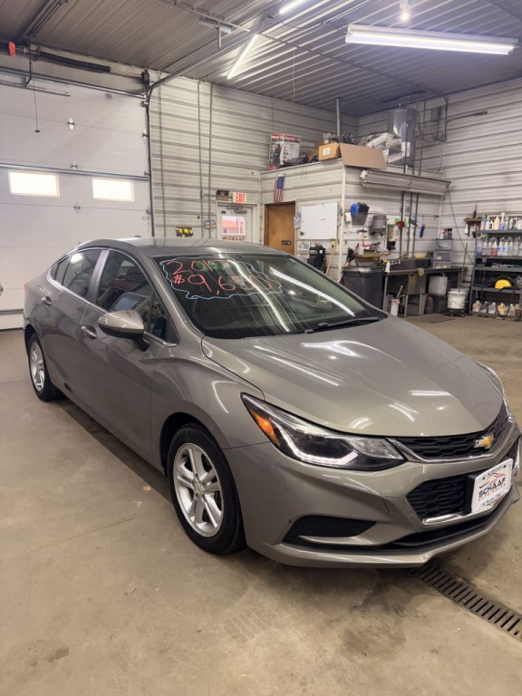 2017 Chevrolet Cruze Image 8