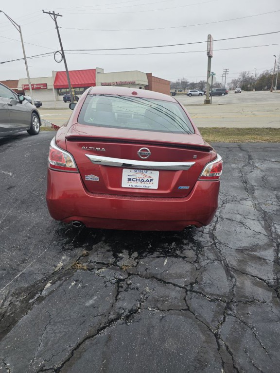 2014 Nissan Altima Image 2
