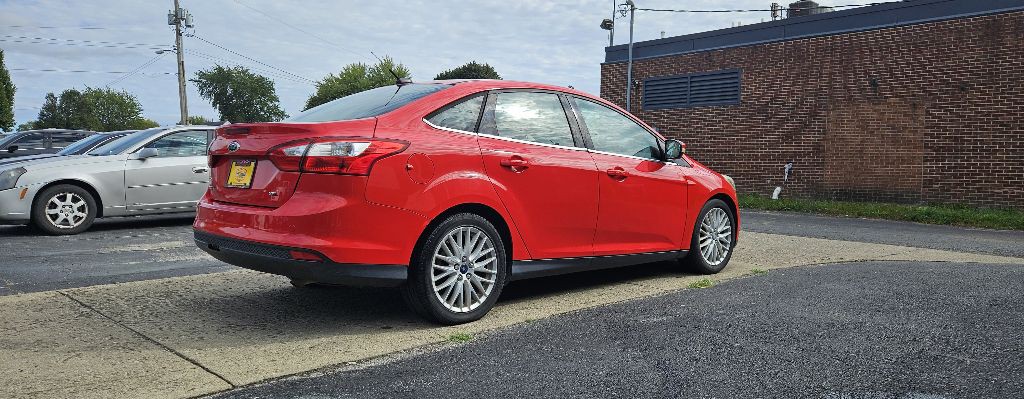 2012 Ford Focus Image 6