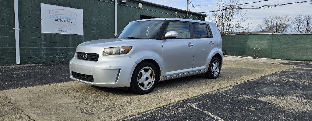 2010 Scion xB Image 4