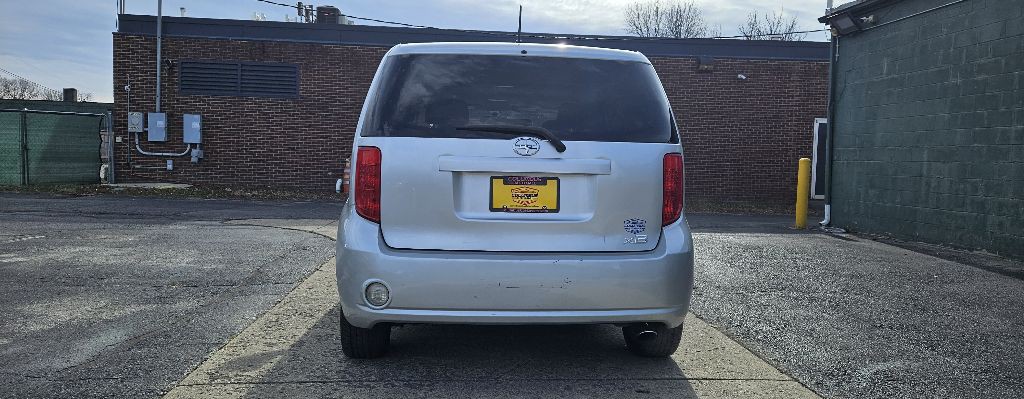 2010 Scion xB Image 9