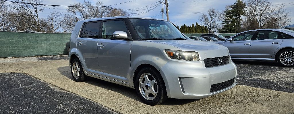 2010 Scion xB Image 11
