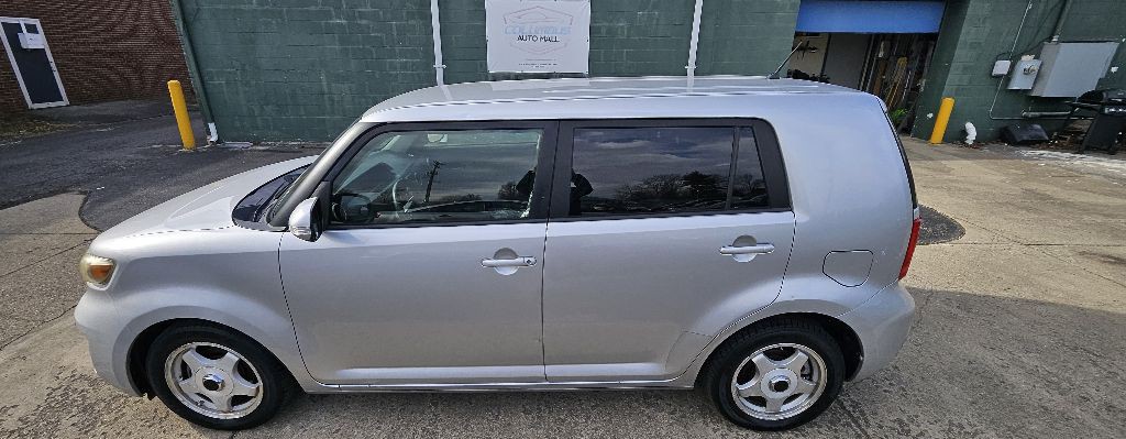 2010 Scion xB Image 12