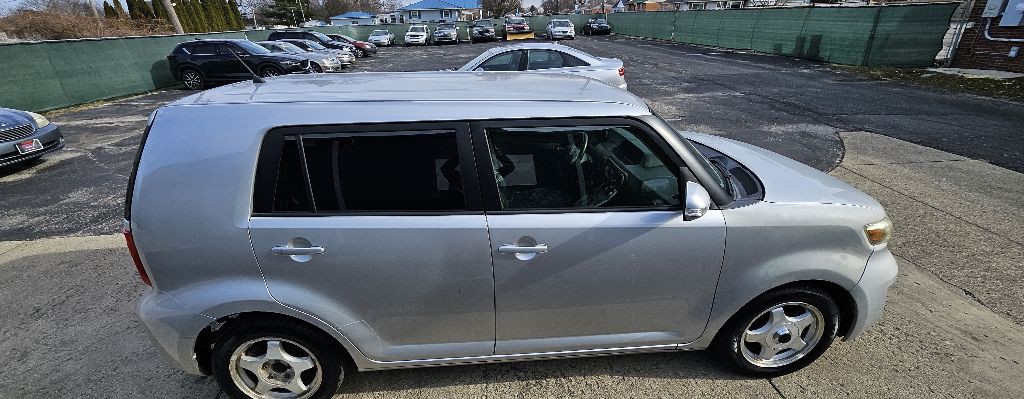 2010 Scion xB Image 13