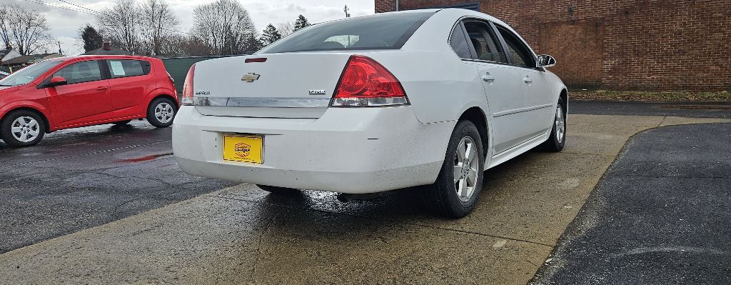 2011 Chevrolet Impala Image 4