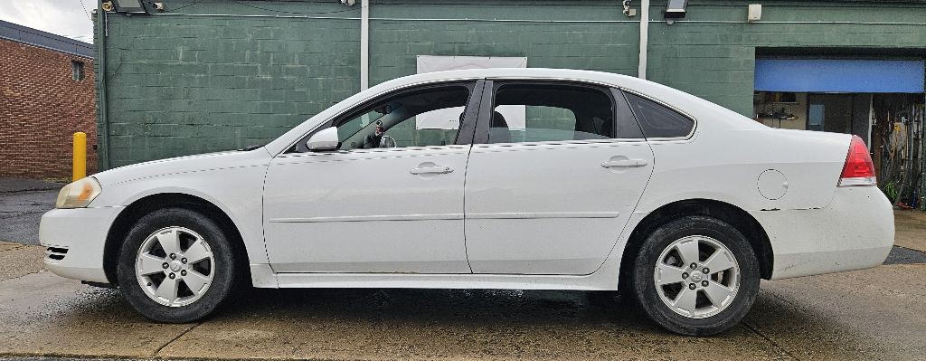 2011 Chevrolet Impala Image 8