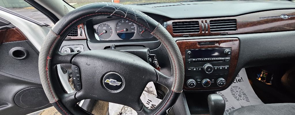 2011 Chevrolet Impala Image 15