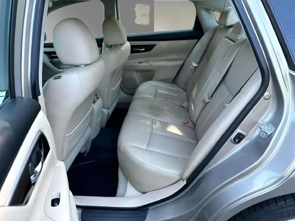 2014 Nissan Altima Image 13