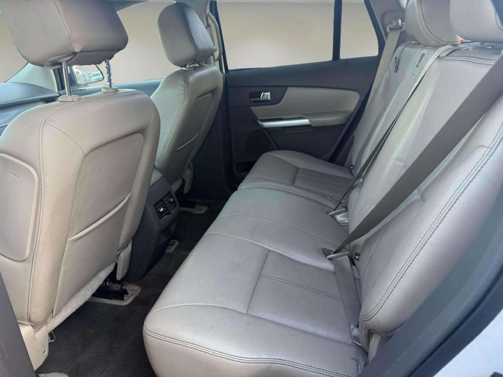 2013 Ford Edge Image 11