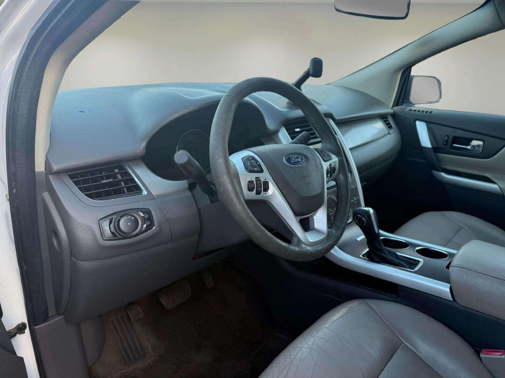 2013 Ford Edge Image 14
