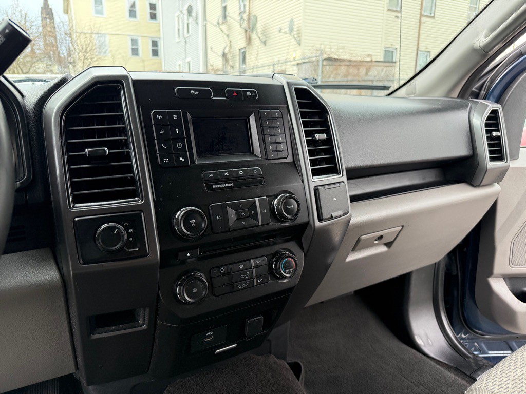 2018 Ford F-150 Image 28