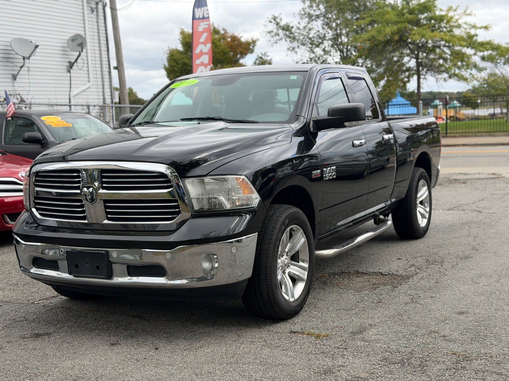 2014 RAM 1500 Image 3