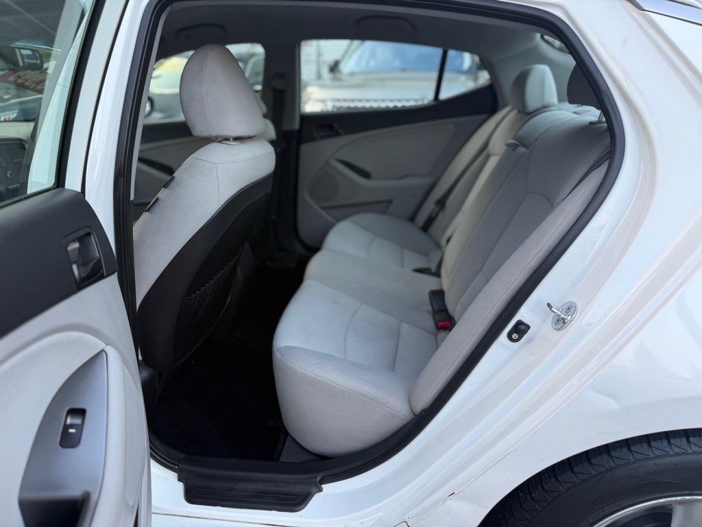 2015 Kia Optima Image 8