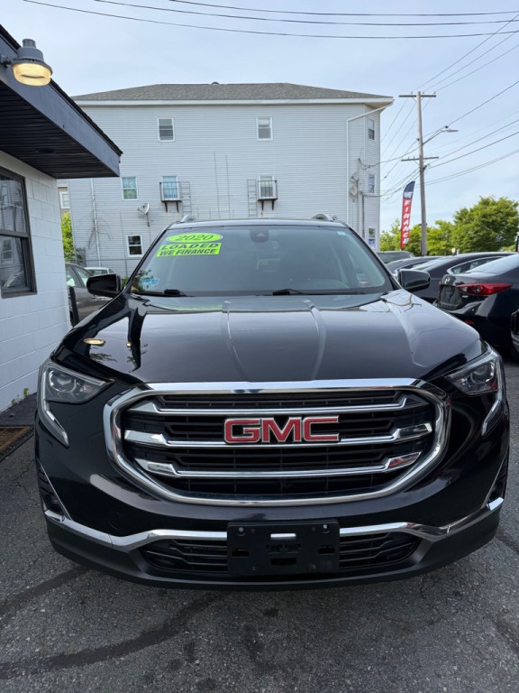 2020 GMC Terrain Image 2