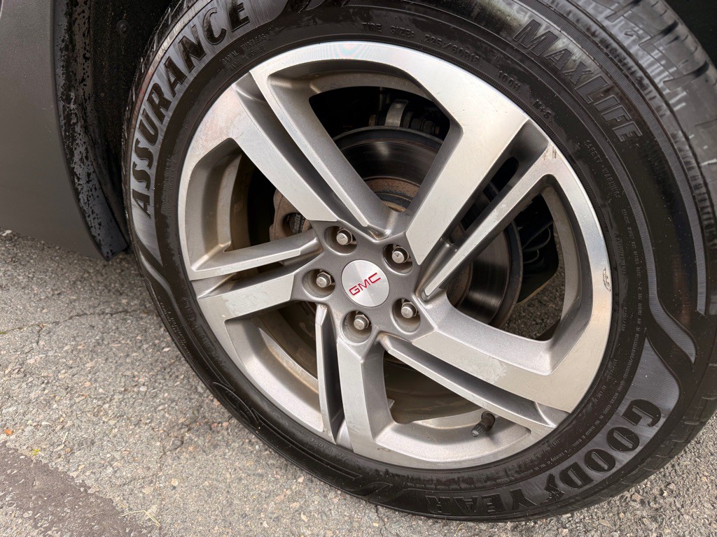2020 GMC Terrain Image 11