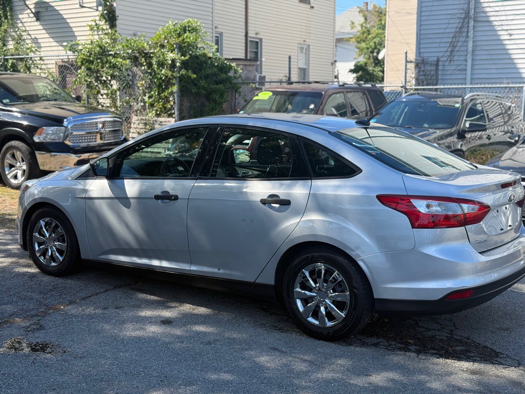 2014 Ford Focus Image 7