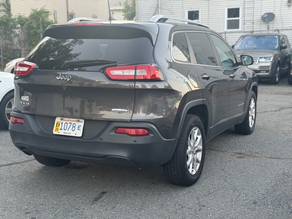2017 Jeep Cherokee Image 4