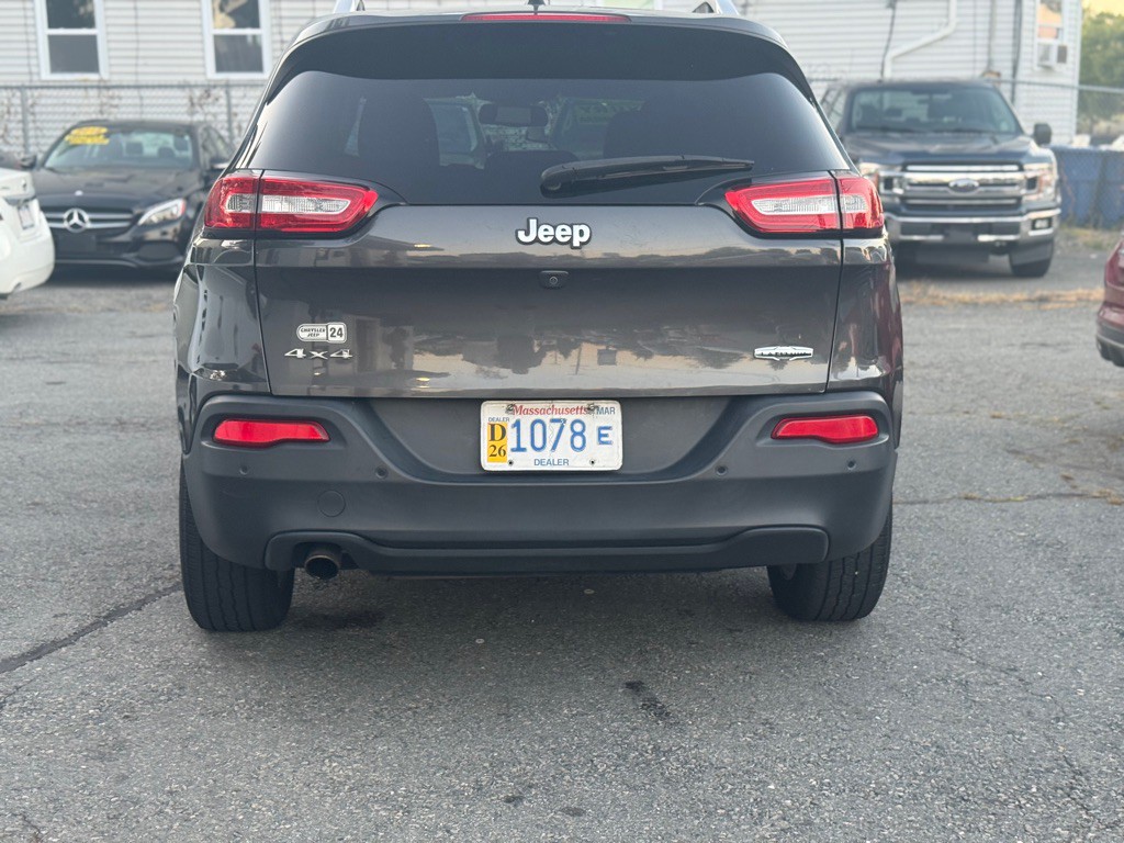 2017 Jeep Cherokee Image 7